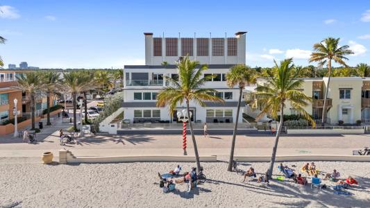 2203 N Surf Road, Hollywood, Floride 33019, États-Unis