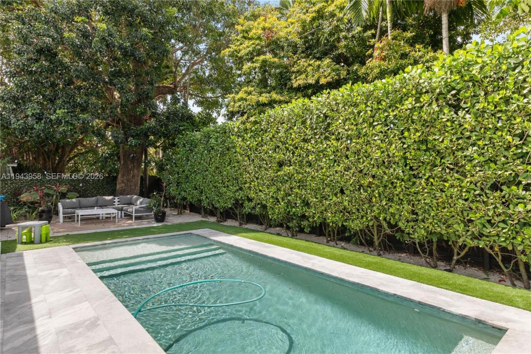 11810 W Biscayne Canal Rd, Miami, Florida 33161, Stati Uniti
