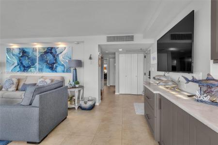 320 Seaview Ct 312, Marco Island, Floride 34145, États-Unis
