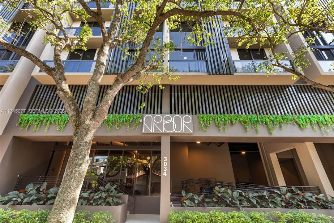 3034 Oak Avenue LPH4, Coconut Grove, Floride 33133, États-Unis