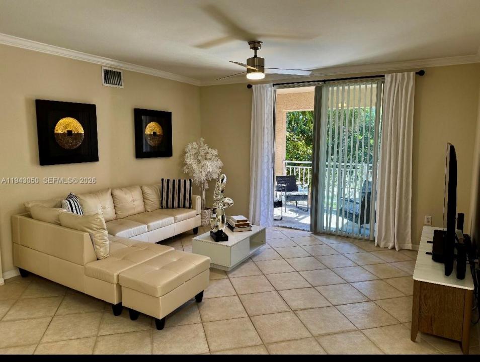 6434 Emerald Dunes Dr 304, West Palm Beach, Floride 33411, États-Unis