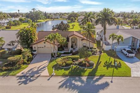 8866 Banyan Cove CIR, Fort Myers, Florida 33919, USA