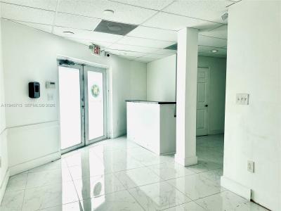 3703 SW 1st St, Miami, Florida 33134, USA