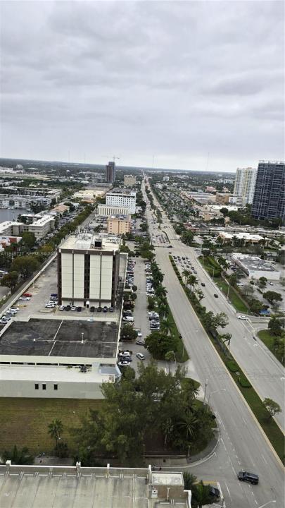 2602 E Hallandale Beach Blvd R2810, Hallandale Beach, Florida 33009, Estados Unidos