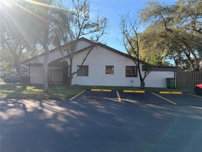 9601 NW 16th St, Pembroke Pines, Florida 33024, USA