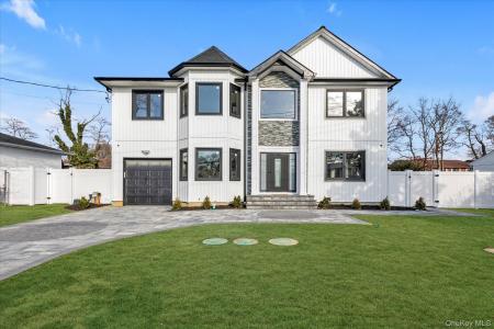 47 Tell Avenue, Babylon, New York 11729, USA