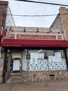 160 Jericho Turnpike, North Hempstead, New York 11501, USA