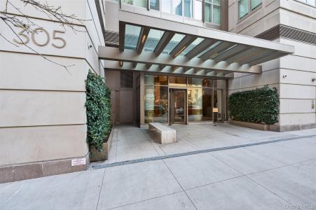 305 51st Street E, Nova Iorque, Nova Iorque 10022, Estados Unidos