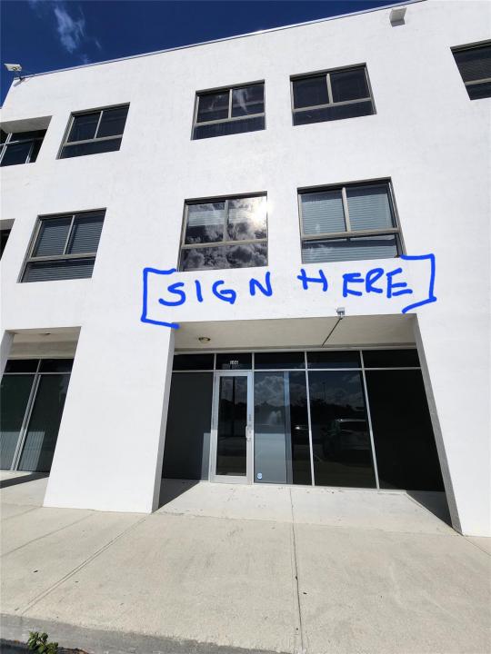 18501 Pines Boulevard 106, Pembroke Pines, Florida 33029