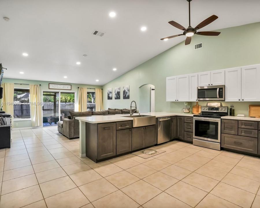 1225 SW Abisco Rd, Port St. Lucie, Florida 34953, USA