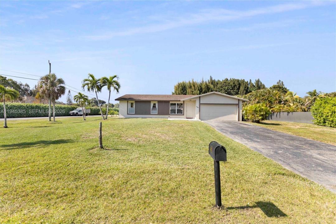 4841 SW 201st Ter, Southwest Ranches, Florida 33332, Amerika Birleşik Devletleri