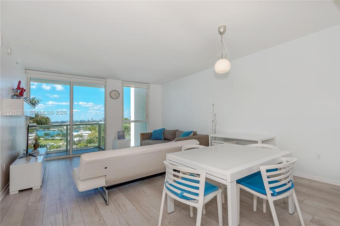 253 NE 2nd St 907, Miami, Flórida 33132, Estados Unidos
