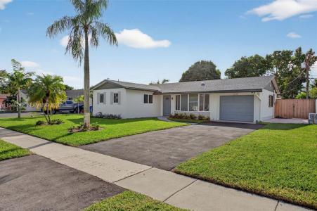 6720 NW 6th Ct, Margate, 佛罗里达州 33063, 美国