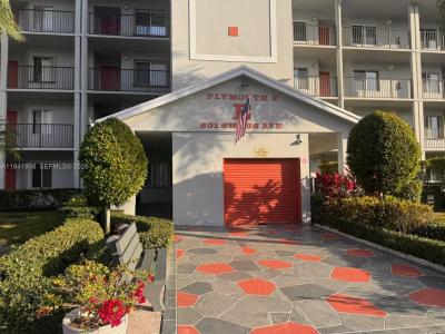 801 SW 138th Ave 106E, Pembroke Pines, Florida 33027, USA