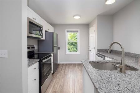 121 Tell Street 3F, Providence, RI 02909, USA