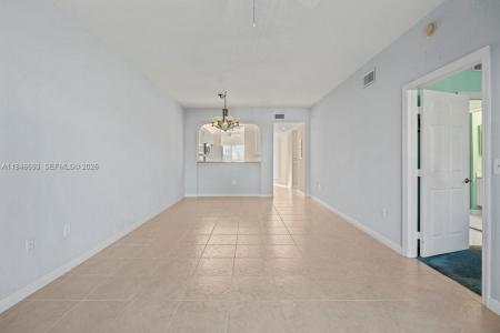 7623 Southampton Ter 312, Tamarac, Florida 33321, USA