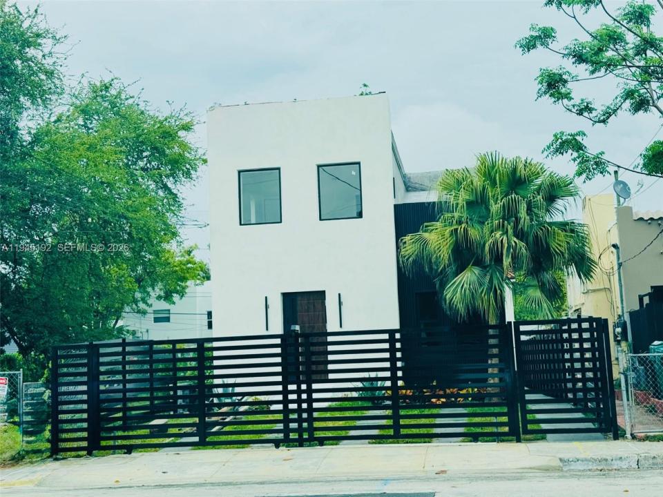 905 SW 13th Ct, Miami, Floryda 33135, USA