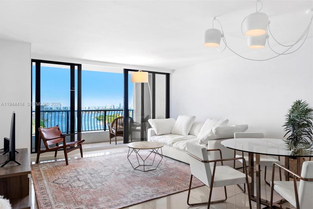 555 NE 15th St 26B, Miami, Floride 33132, États-Unis