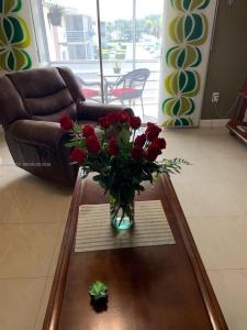 16801 NE 13th Ave 301, Miami, Florida 33162, USA