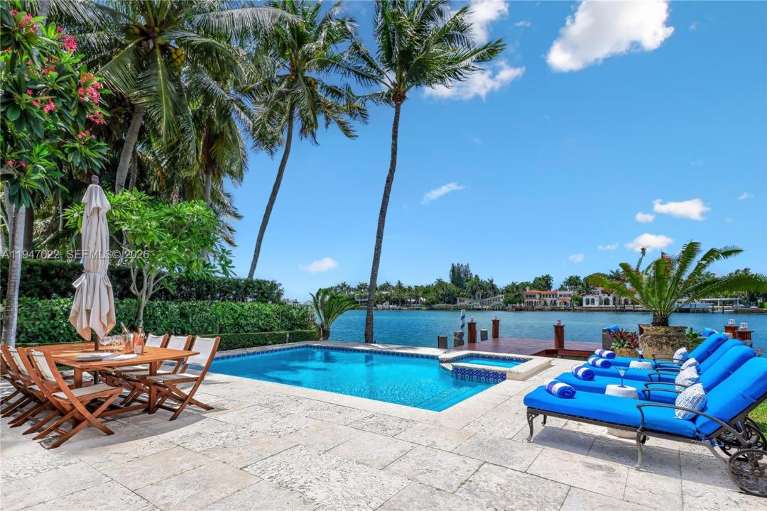 56 S Hibiscus Dr, Miami Beach, Florida 33139, USA