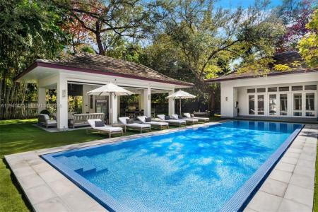 4100 Kiaora St, Miami, Florida 33133, USA