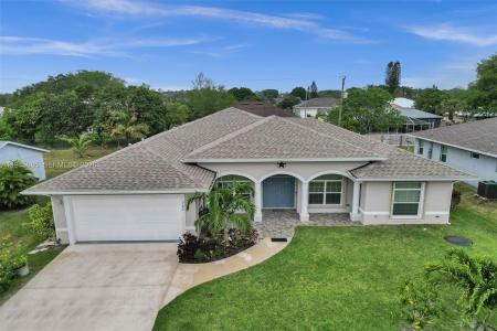126 Heather 1, Port St. Lucie, Florida 34983