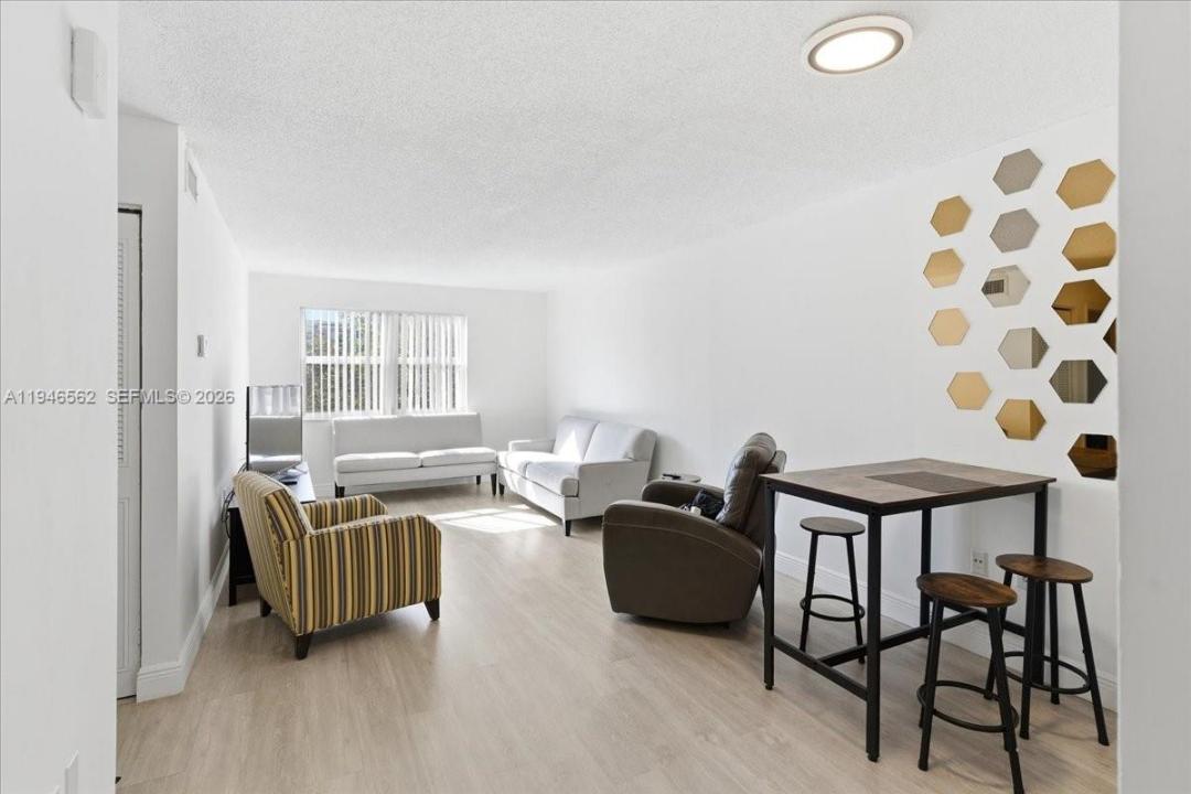 17255 SW 95th Ave 355, Palmetto Bay, Florida 33157, USA