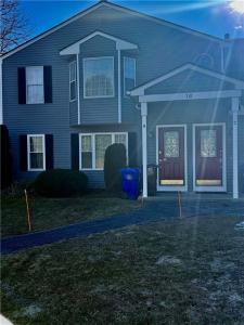 18 Pond Court C, North Providence, RI 02904, USA