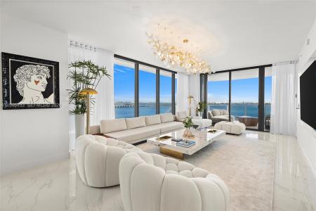 700 NE 24th Street 1601, Miami, Florida 33137, USA