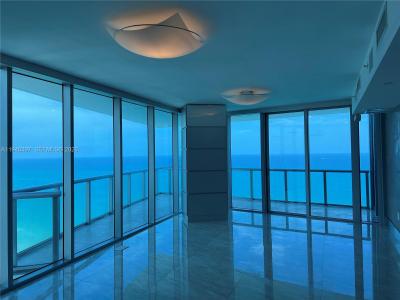 17001 Collins Ave 3808, Sunny Isles Beach, Florida 33160, USA