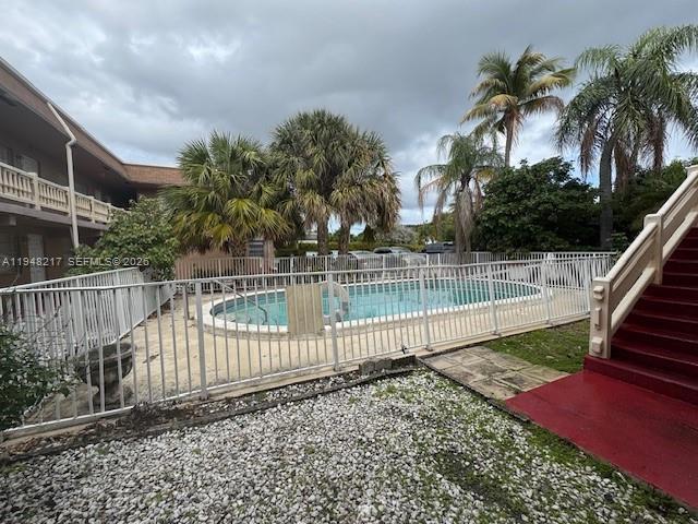 241 SE 9th Ave 105, Pompano Beach, Florida 33060, Stati Uniti