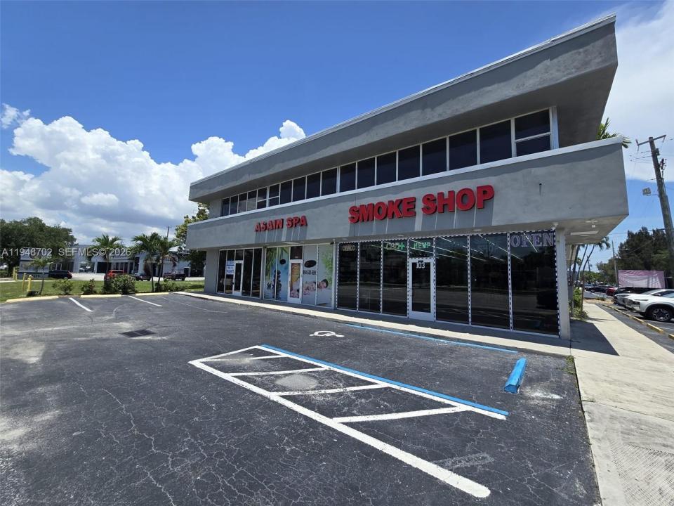 1041 W Commercial Blvd #101, Fort Lauderdale, Floride 33309, États-Unis