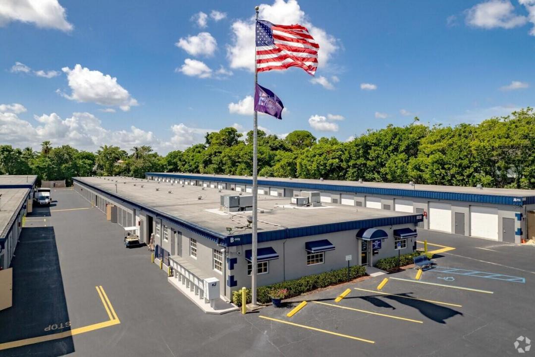 1800 Hypoluxo Road, Lake Worth, Florida 33462