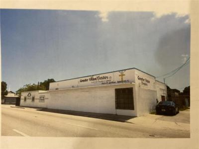 2600-2618 NW 103rd St, Miami, フロリダ 33147, アメリカ合衆国
