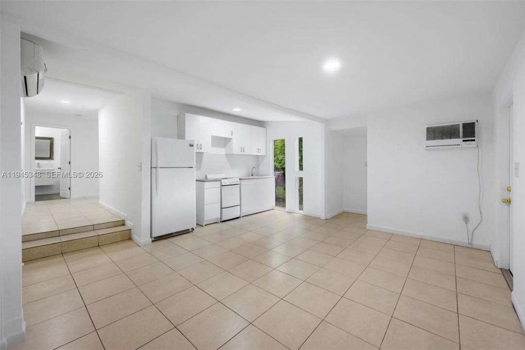 348 NE 58th St, Miami, Florida 33137, USA
