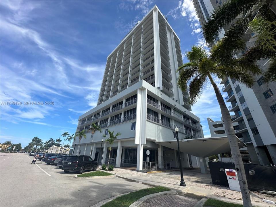 1720 Harrison St 17E-F, Hollywood, Florida 33020, Stati Uniti