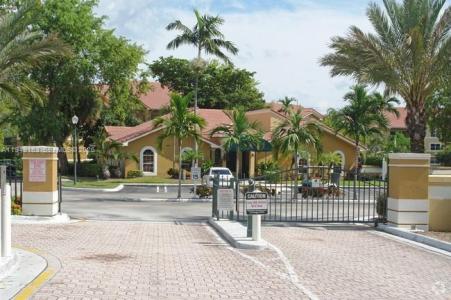 8821 Wiles Rd 101, Coral Springs, Florida 33067, USA
