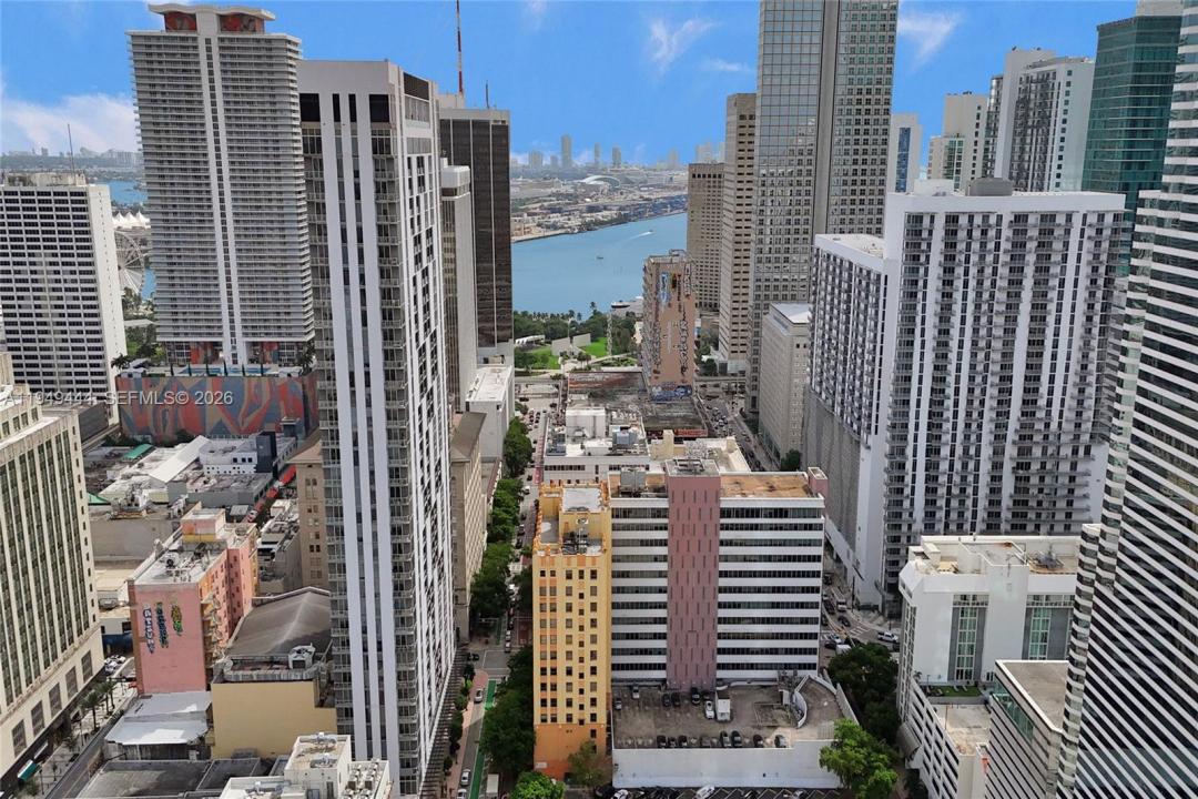 168 SE 1st St 1200, Miami, Floride 33131, États-Unis
