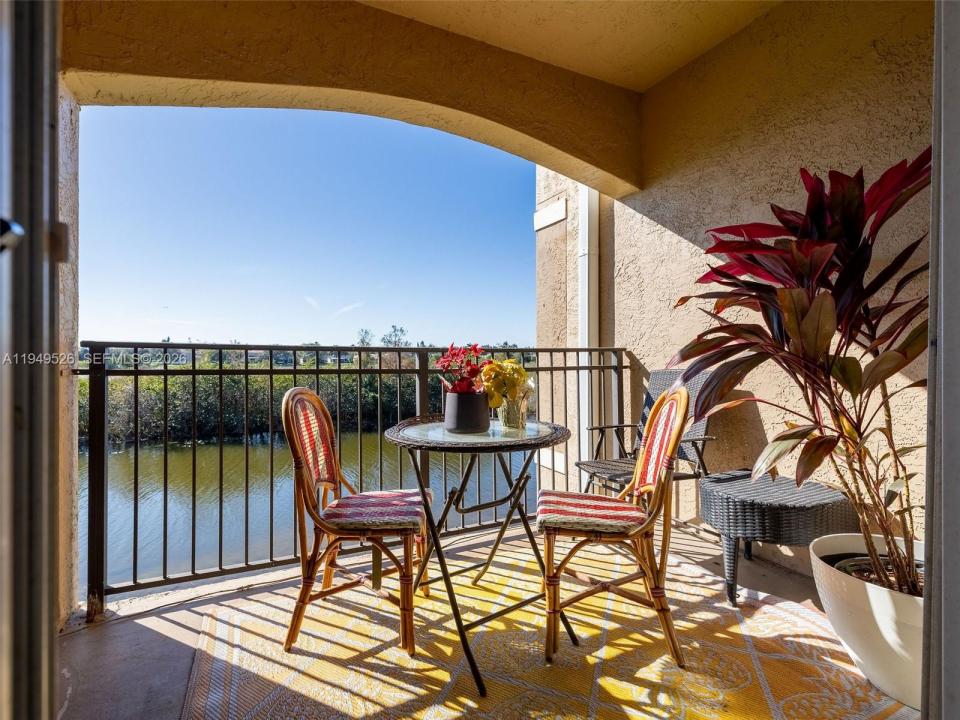 11700 SW 2nd St 13202, Pembroke Pines, Floride 33025, États-Unis