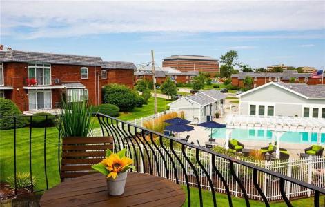 3 Admiralty Drive 3-10, Middletown, RI 02842, USA