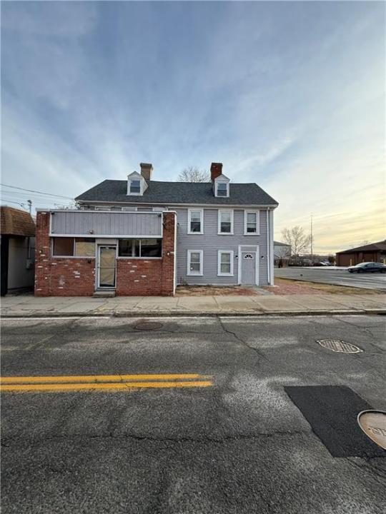57 N Main St Street, Woonsocket, רוד איילנד 02895, ארצות הברית של אמריקה