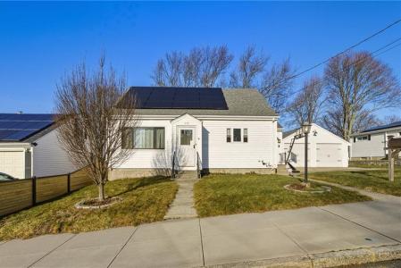 310 King Philip Street, Fall River, Massachusetts 02724, Estados Unidos