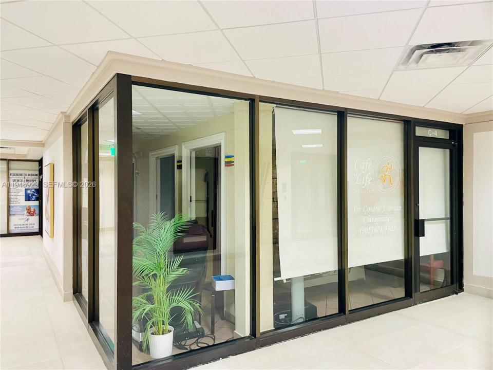 2555 Collins Ave C4, Miami Beach, Florida 33140, Estados Unidos