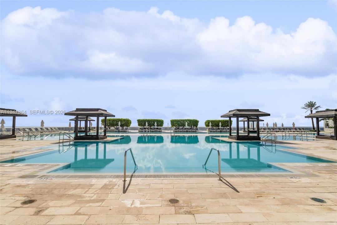 1830 S Ocean Dr 1506, Hallandale Beach, Floride 33009, États-Unis