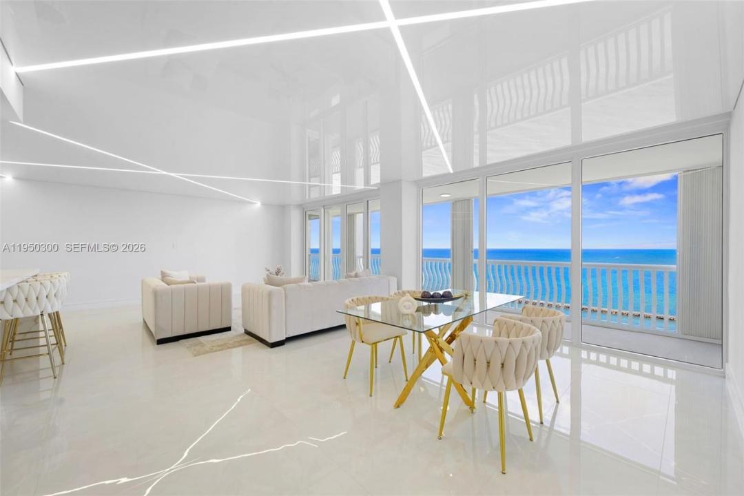 2200 S Ocean Ln 2204, Fort Lauderdale, Florida 33316, USA