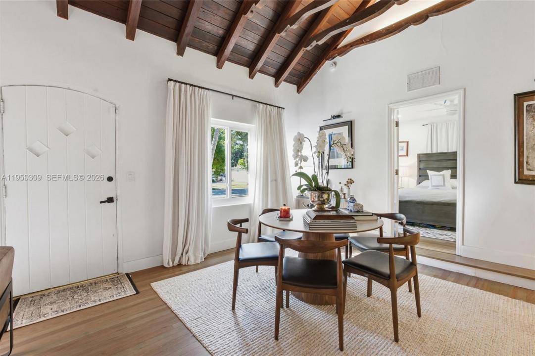 453 NE 89th St, El Portal, Florida 33138