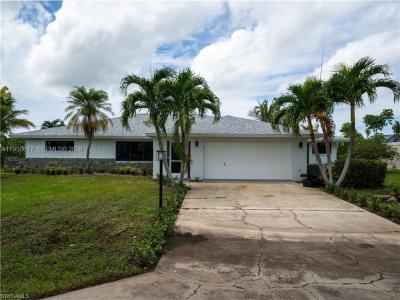 2153 W Channel Way, Florida 33917, USA