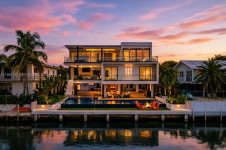 16 S Exuma Rd, Key Largo, Florida 33037