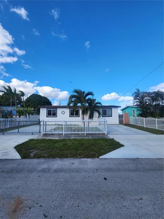 4221 NW 169th Ter, Miami Gardens, Floride 33055, États-Unis
