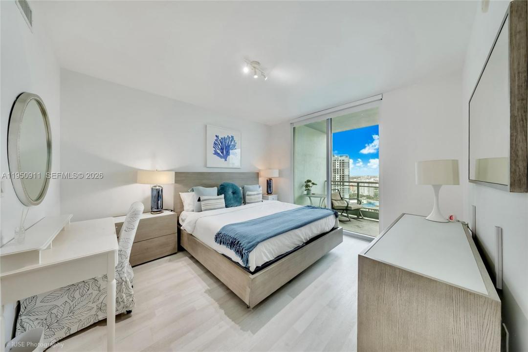 90 SW 3rd St 3109, Miami, Floride 33130, États-Unis